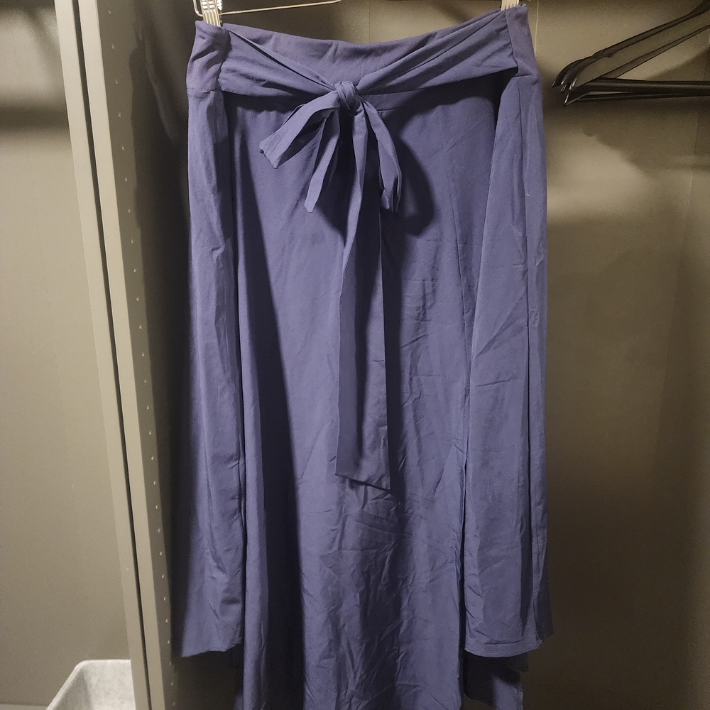 HALARA A-Line Skirt in Deep Blue